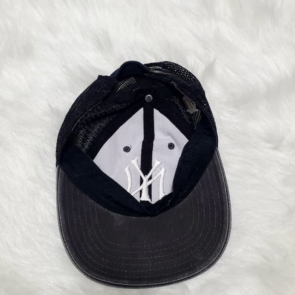 New York Yankees Cooperstown MLB Hat - Picture 6 of 6